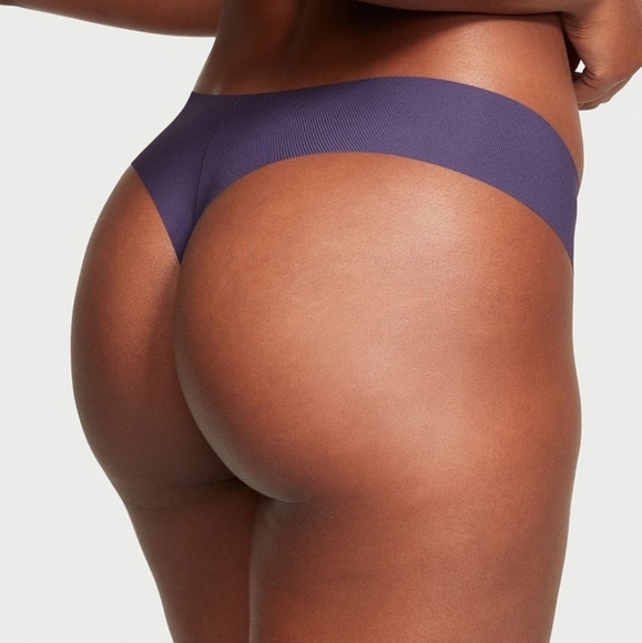 Victoria's Secret purple No-Show Seamless Thong Panty Size Medium - Picture 1 of 10